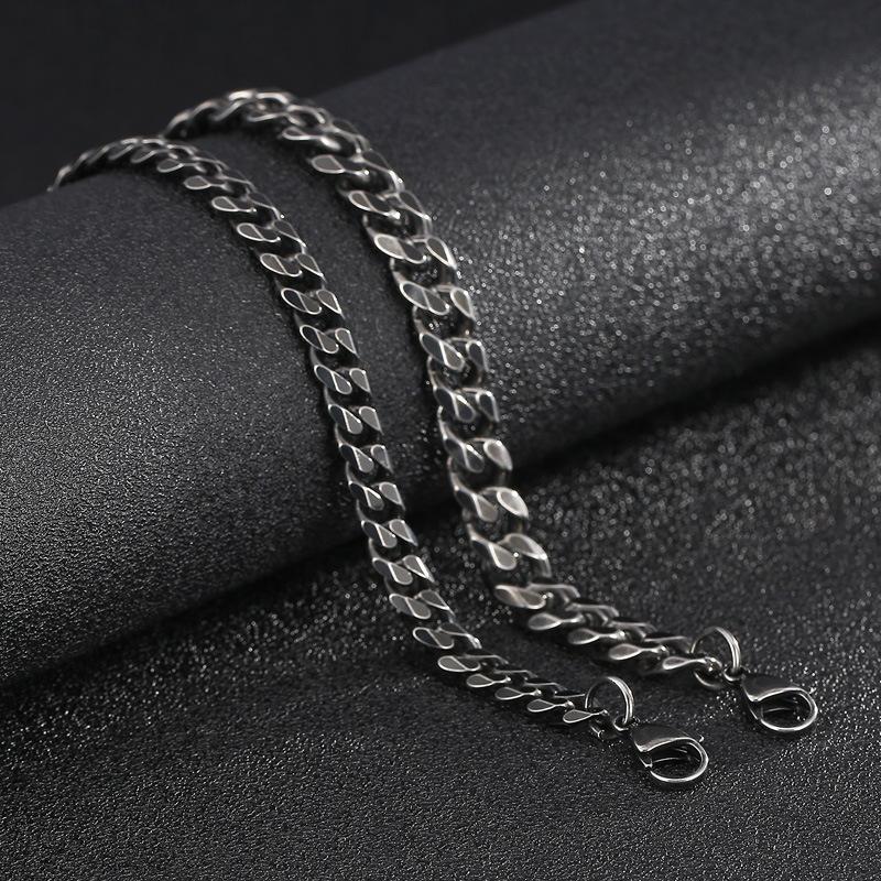 Titanium Steel Vintage Charm Men 'S Brushed Chain Necklace
