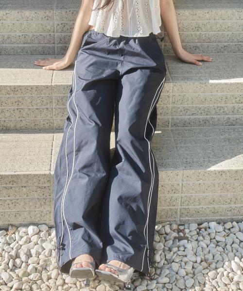 Beojinkiseu Pipe Side Line Track Pants - Navy