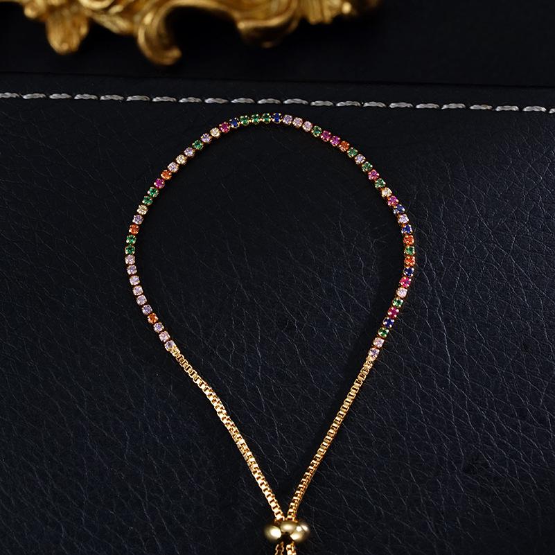 Exquisites vergoldetes Zirkonia-Pavé-Armband mit fortschrittlichem Ausziehdesign