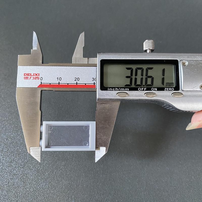 Kleine Teilchen Bausteinteile 60593 Ersatzteile 1X2X3 Fensterrahmen mit 60602 Glas, Fenster