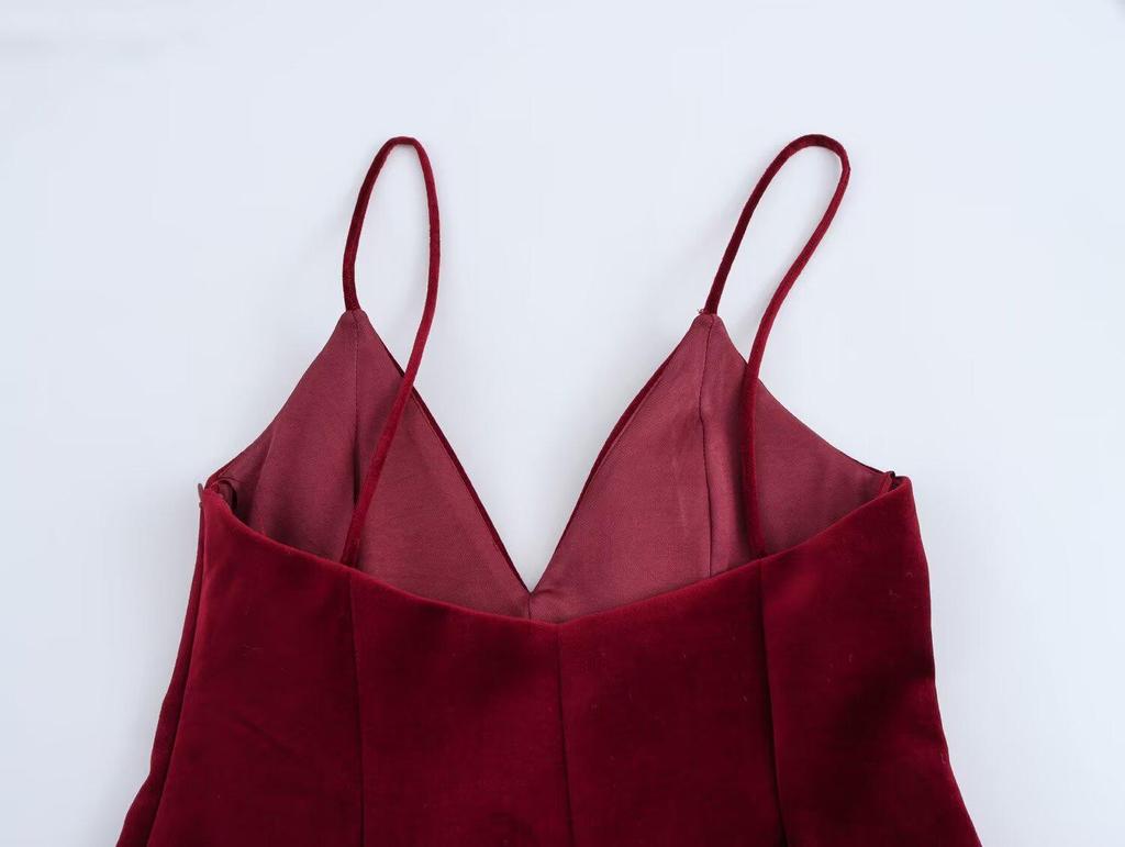 2024 Autumn/Winter European & American Velvet V-Neck Spaghetti Strap Dress for Women