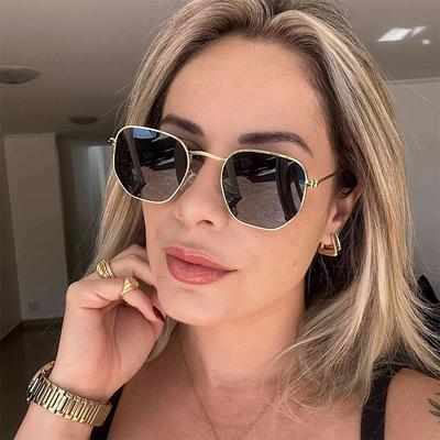 Lunettes de soleil Femme Métal Carré Monture Géométrique Lunettes Métal Lunettes de Soleil Classiques Tendance Homme