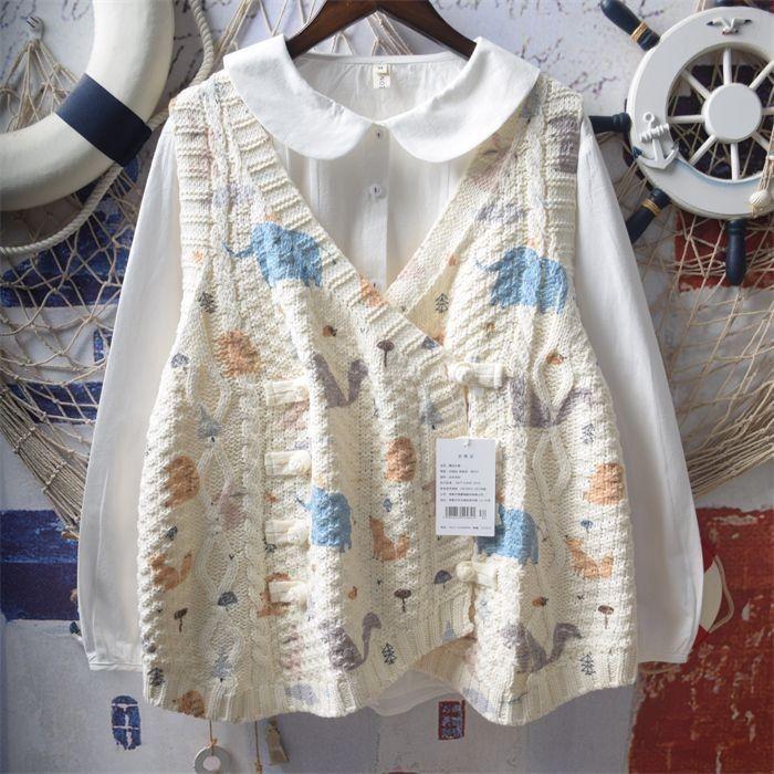 Japanese-style Soft Girl Literary Fresh Floral Knitted Sweater Vest Vintage Button Sleeveless Vest Waistcoat