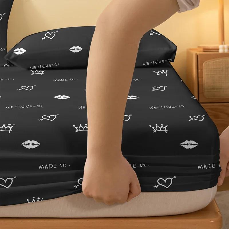 1 Simple Modern Fun Heart-Shaped Geometry Printed Matte Fitted Sheet, Bedroom Printed Bed Cover, Bedding (Excluding Pillowcases)