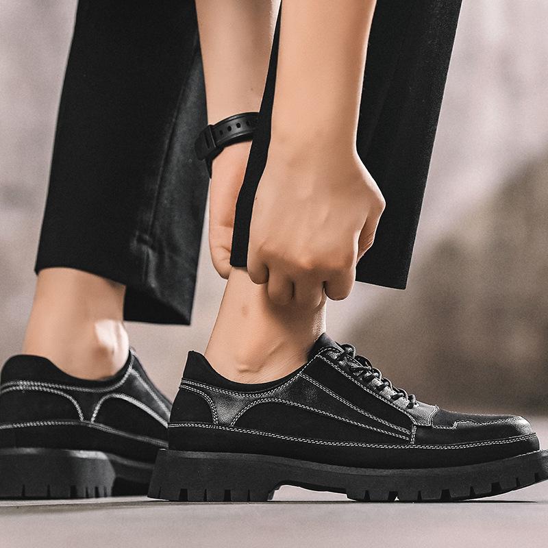 Nieuwe Leren Heren Koreaanse Versie Trendy Veelzijdig Knap Vetersluiting Casual Tiener Brits Zwart Kleine Leren Schoenen