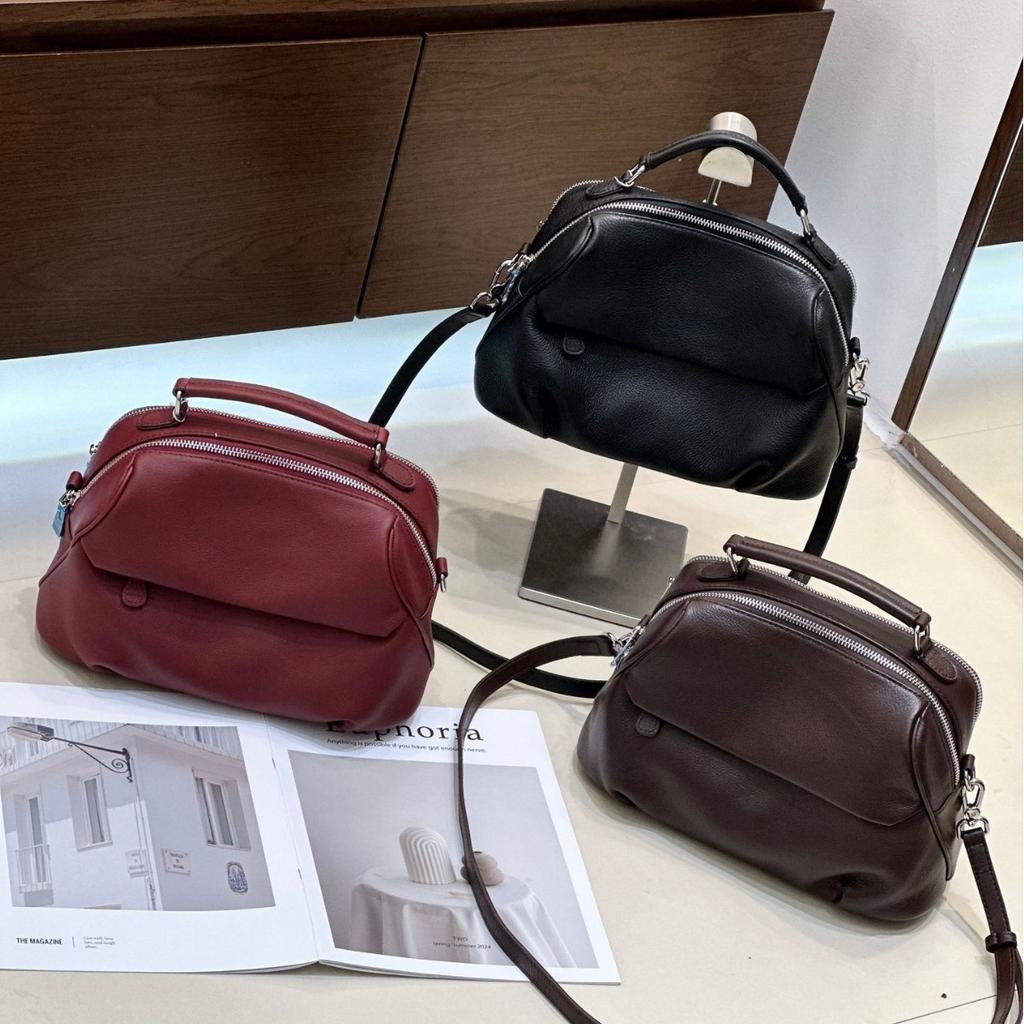Cowhide, Multi-color Handbag, Fashionable Shoulder Messenger, Practical Soft Leather Shell Bag of The Same Color