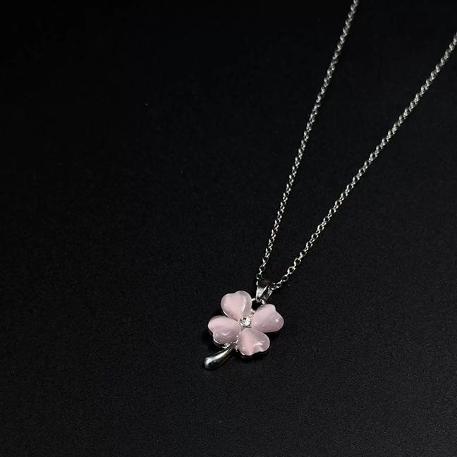 Korean light pink lucky flower necklace, female ins niche design, simple collarbone chain, gift for girlfriends
