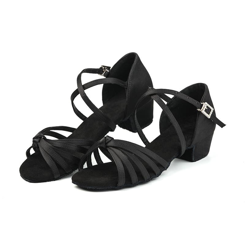 Heiß verkaufende professionelle Kinder-Latein-Tanzschuhe Mädchen weiße Tanzschuhe weiche Sohle niedriger Absatz Damen-Latein-Tanzschuhe