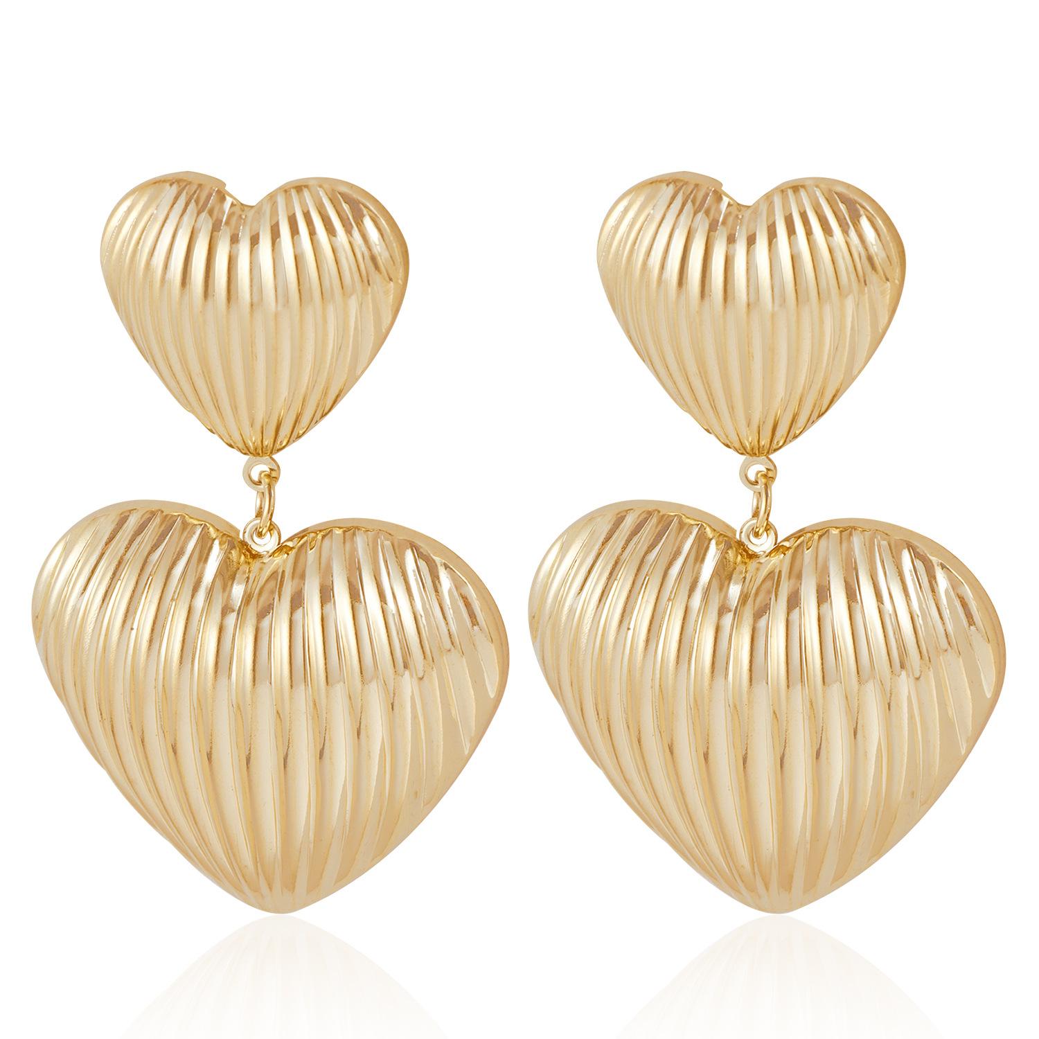 European and American double love temperament light luxury earrings, retro Hong Kong style fashion simple design metal earrings золотой