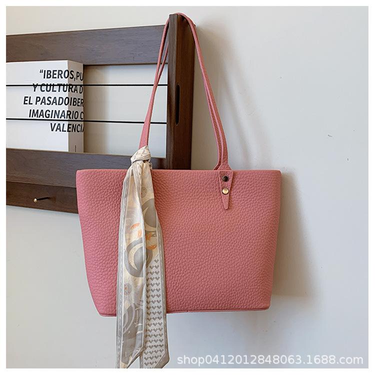 

Вместительная простая женская сумка через плечо 2025 новая модная сумка-тоут с узором личи, студенческая сумка для занятий, сумка для поездок на работу розовый