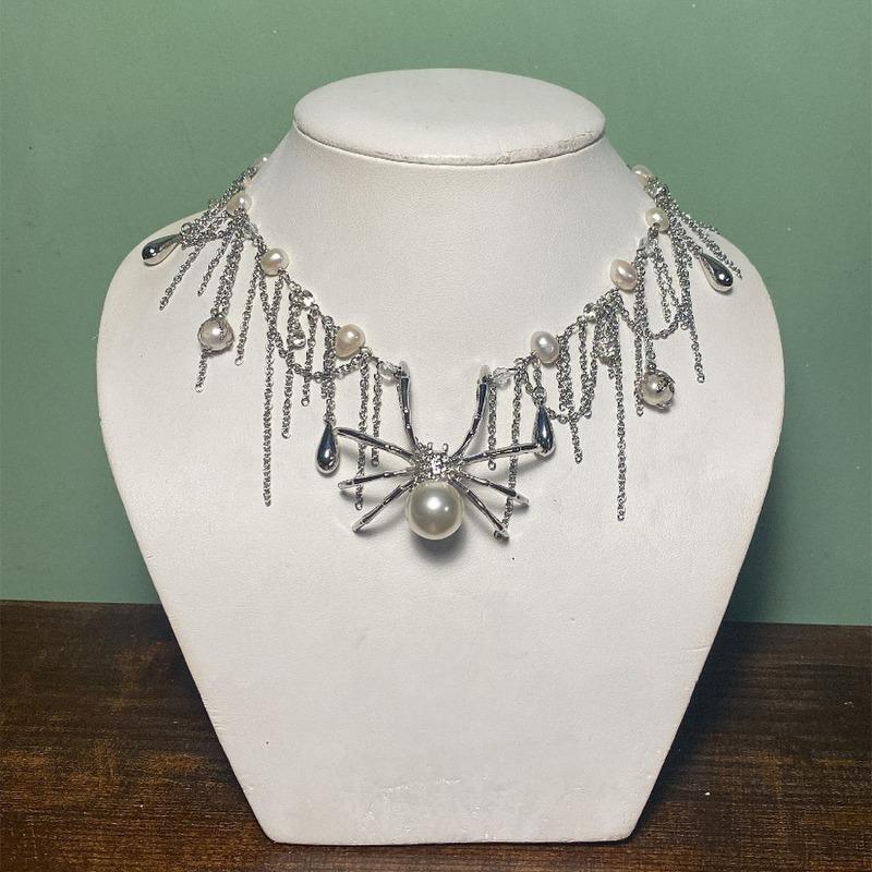 

Хэллоуин ожерелье из искусственного жемчуга личность преувеличенные украшения женский панк паук бахрома ключичная цепочка