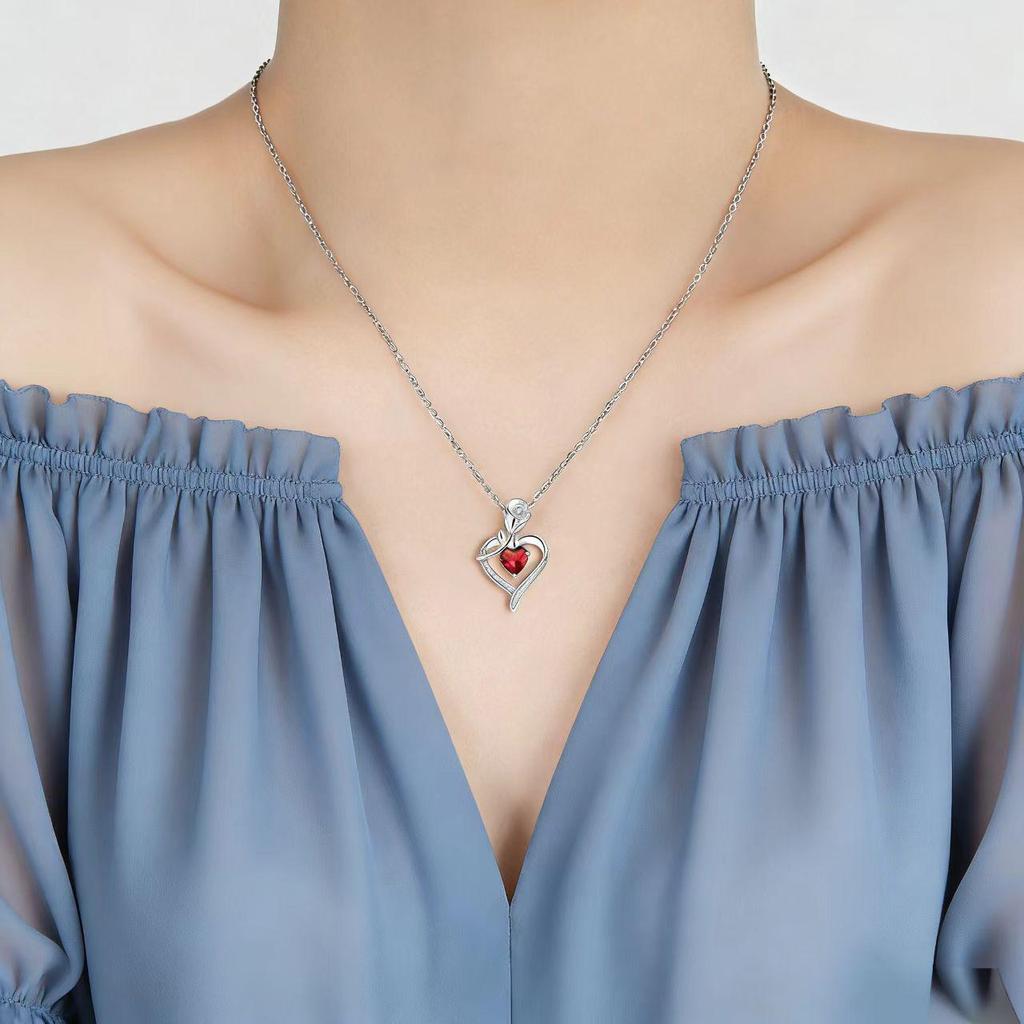 Elegante Rose Herz Strassstein Halskette mit hochwertiger Schlüsselbein Kette