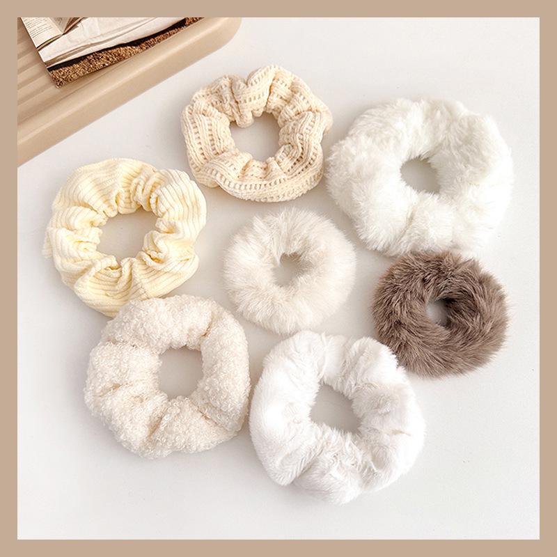 Plush Pig Intestine Hair Tie – Milk Coffee Color: 2025 Christmas Autumn Winter Series Hair Accessories