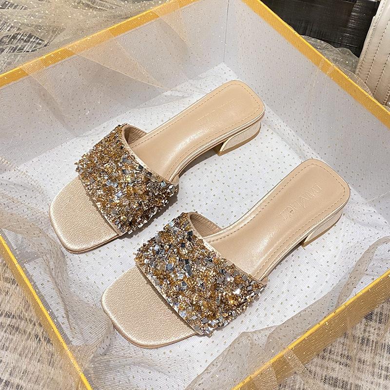 Klassische vielseitige Damen-Slipper Sommer-Outwear-Trend 2024 Neue Wasserdiamant-Einzeilige Freizeit-Hochwertige Slipper