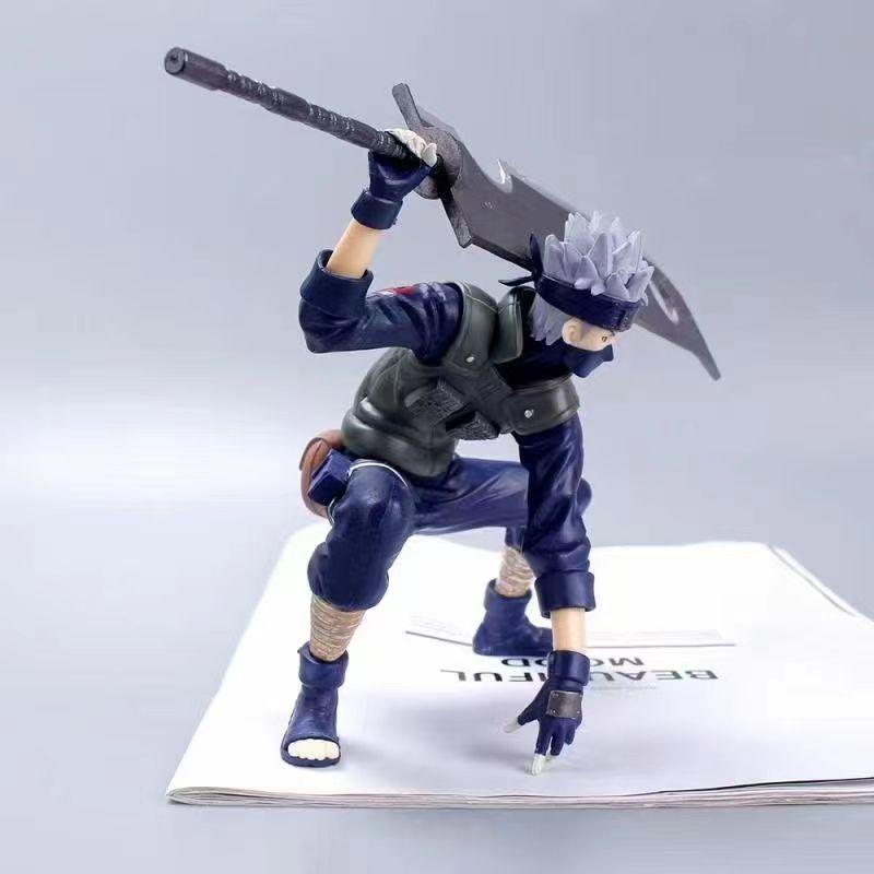 Figurka Anime Naruto Figurki NARUTO Kakashi Model Akcji Akcesoria Ozdoby Samochodowe Kreskówka Zabawki dla Dzieci Prezenty Piękny Design