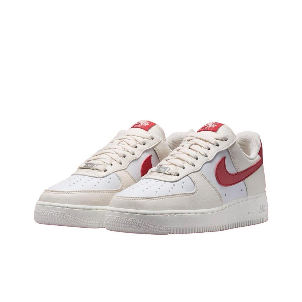 Nike Air Force 1 07 Next Nature Blady Kość Słoniowa Uniwersytecki Czerwony Damskie Sneakersy Kremowy Żagiel DC9486-109