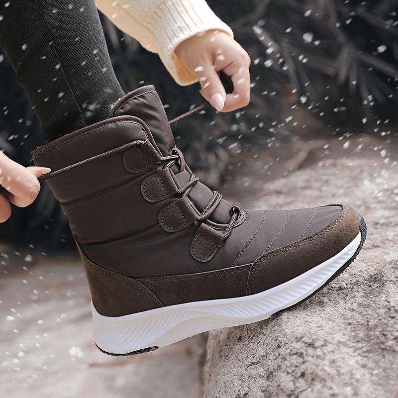 High-Top Snow Boots with Thick Soles and Lace-Up Design - Plus Velvet Insulation for Extra Warmth In Winter.