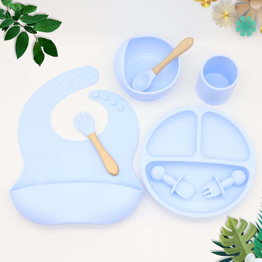 8PCS/Set Baby Silicone Tableware Set Baby Feeding Dishes BPA Free Bowl Plate Bibs Spoon Fork Sets Children Non-slip Dinnerware