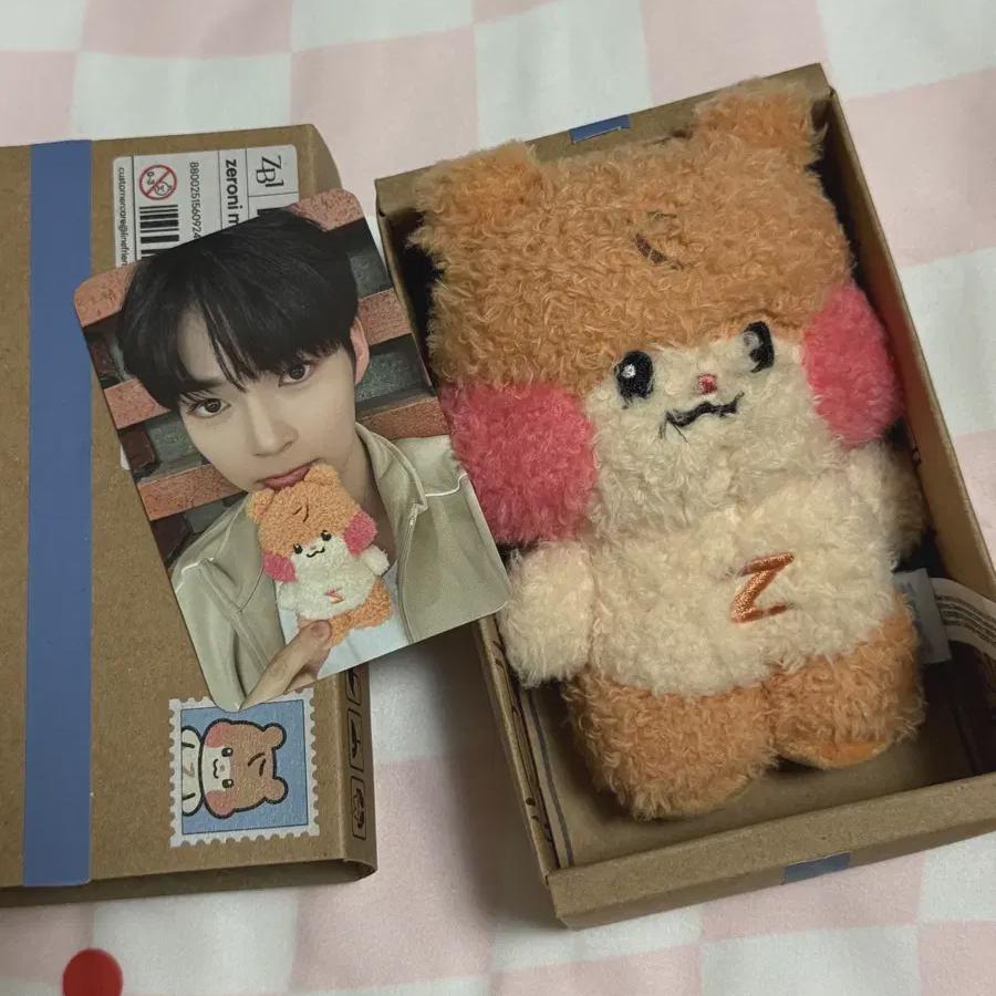 

Zerobaseone Zerony Бинни с первой фокой