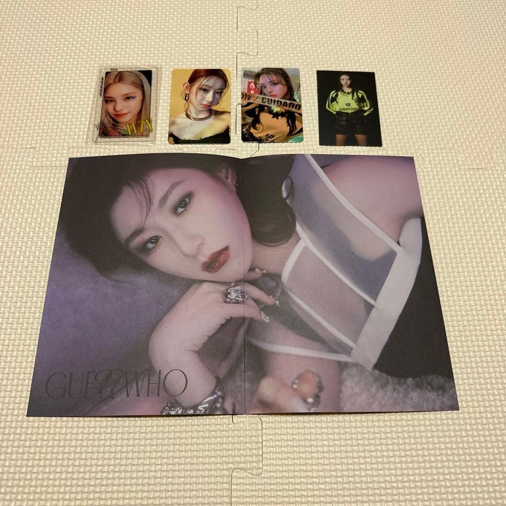 [USED] ITZY GUESSWHO WANNABE Album with Trading Card Postcard