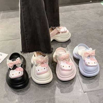 Sweet Girl Heart Thick Bottom Hole Shoes Women 2025 Summer New Fashion Cartoon Hello Kitty Non-slip Cool Slippers Women