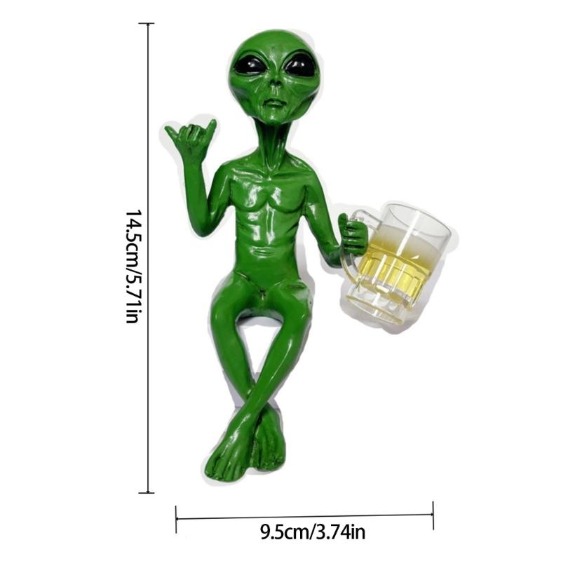 Miniature Drinking Beer Alien Figurine Tabletop Decors For Home And Garden Resins Craft Sitting Statue Ornament Gift