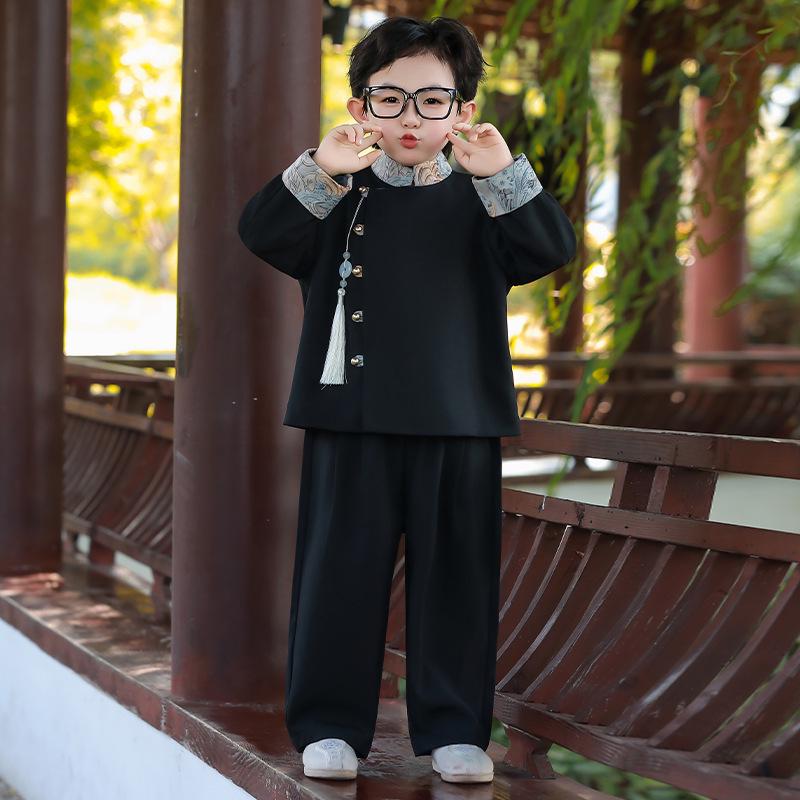 

Новый детский костюм танг 2025 года: Пальто Ханфу в национальном стиле для мальчиков 110 cm