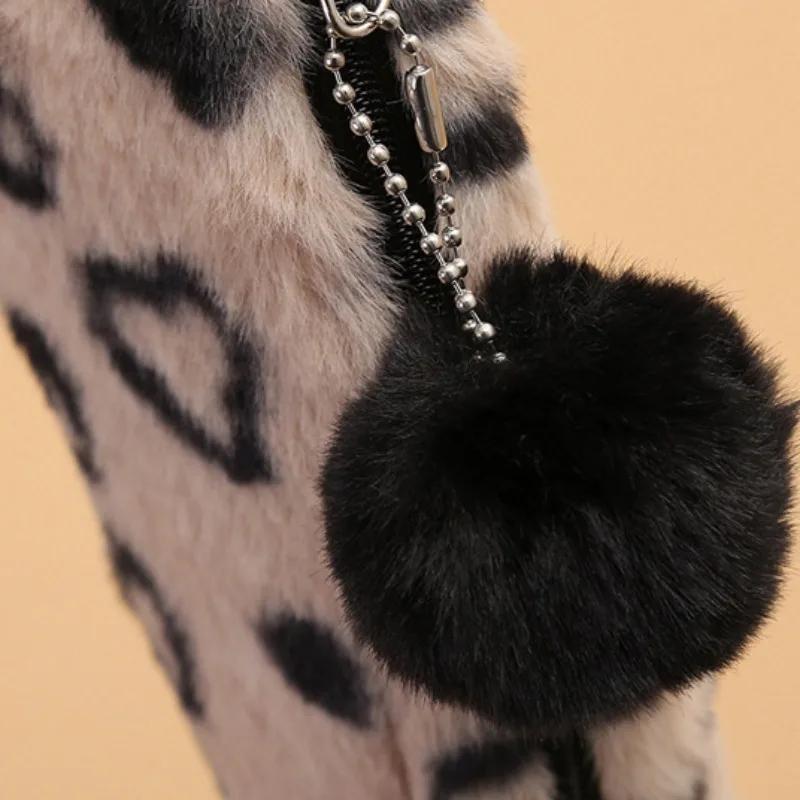 Vinter Uformelt mote Leopardtrykk Plysj Ball Blyantveske Multifunksjonell Bærbar Skrivesaker Oppbevaringsveske Dame Sminkepose