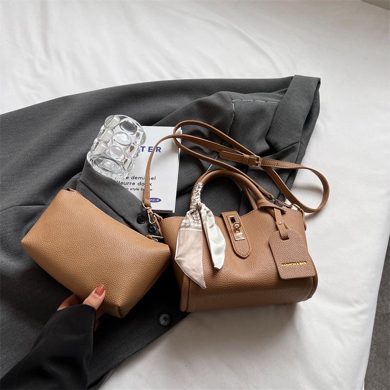 Nischenmode handgetragene Bucket Bag Damen 2025 neuer Trend Schultertasche hoher Wert lässige Umhängetasche