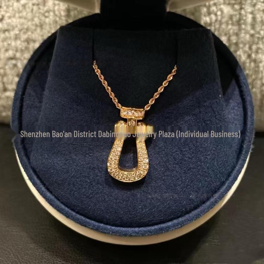 V Gold Rose Gold Full Diamond Horseshoe Bracelet and 8-Shaped Necklace Set