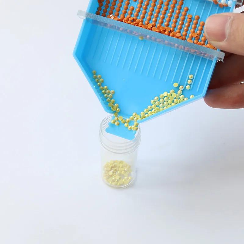 5pcs-Storage box, diamond art score, diamond plate with slot, multifunctional storage box, baffle, multi-purpose tool