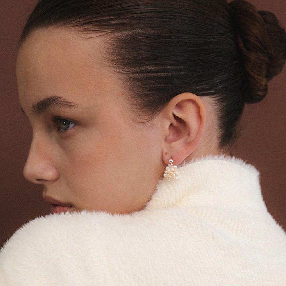 Pop Pearl Earrings