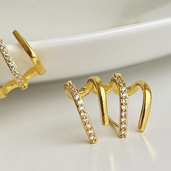Yousheng 1 Pair Huggie Earrings Rhinestone Contrast Color Claw Shape Hollow Anti-allergy Electroplated Lightweight Stainless Ear Decoration Jewelry
