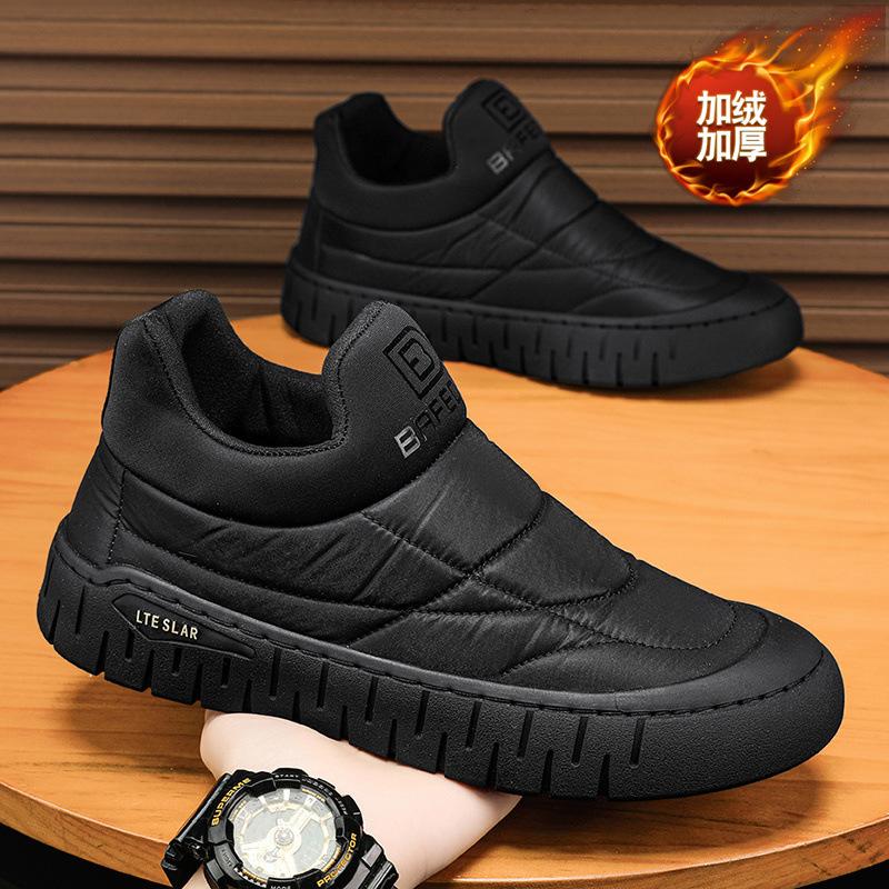 

Мужская обувь 2025 зима новая мужская бархатная теплая обувь из хлопка на одной педали черная для вождения с мягкой подошвой Doudou повседневная обувь 39