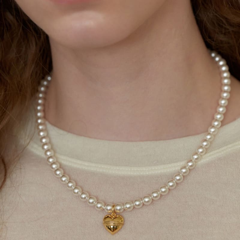 

leeENoir Об ємне намисто-серце з перлами (6мм)(2колір) GOLD