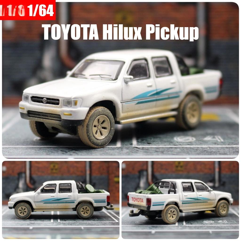 1/64 Scale TOYOTA Hilux Pickup Truck Miniature Toy Car Vehicle Premium Model Free Wheels Diecast Metal Alloy Collection Gift