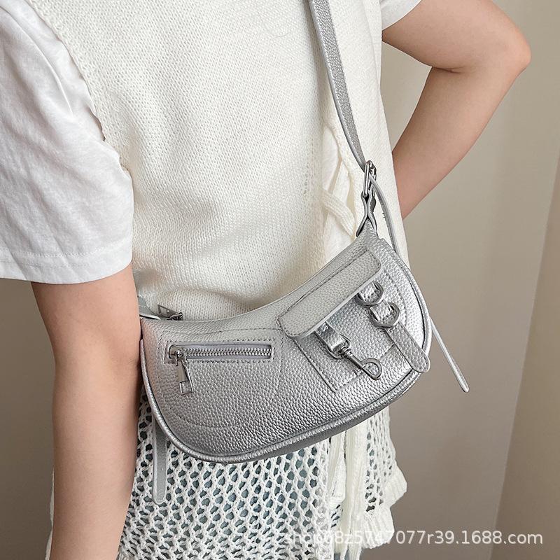 Niche punk style underarm bag women's 2025 new high-end texture crescent bag retro versatile shoulder messenger bag
