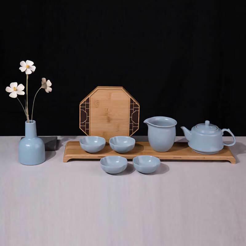 

Wanchunhe 10-Piece Celadon Gongfu Tea Set