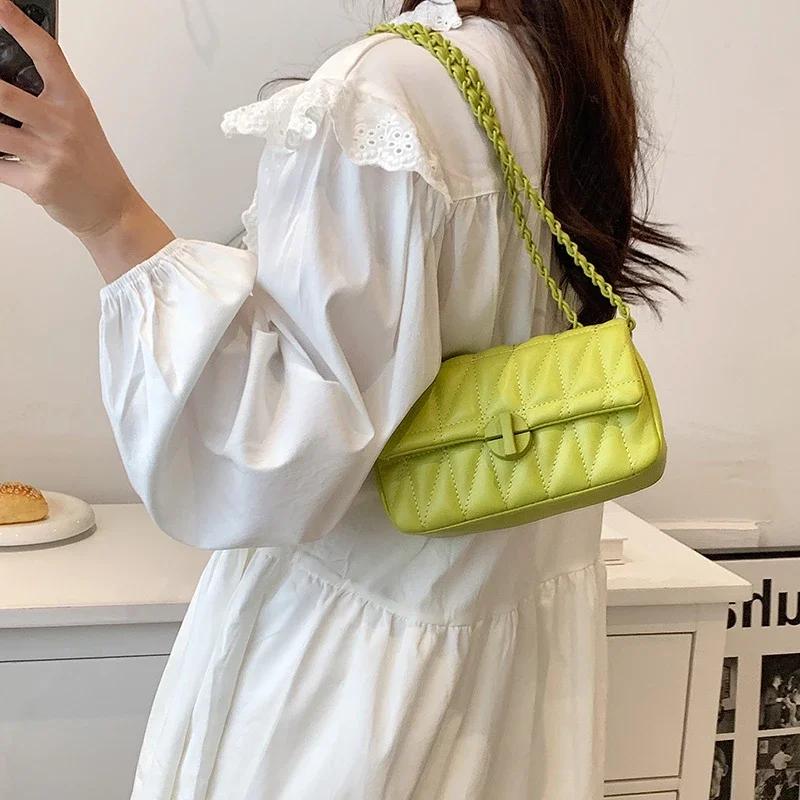 

Spring/Summer Women S New Fashion And Elegant Chain Bag Small Square Versatile Crossbody Shoulder Bag Premium Durable