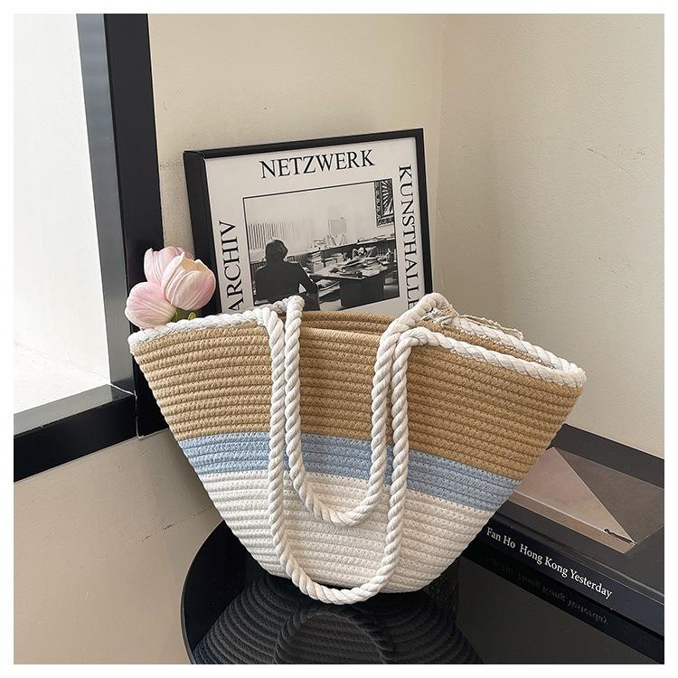 

Summer new contrasting stripes large-capacity woven seaside vacation beach leisure tote shoulder bag