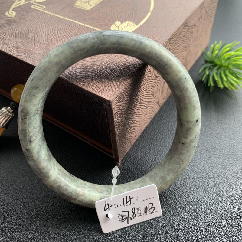 A4 Emerald Green Hetian Jade Bracelet with Floral Design
