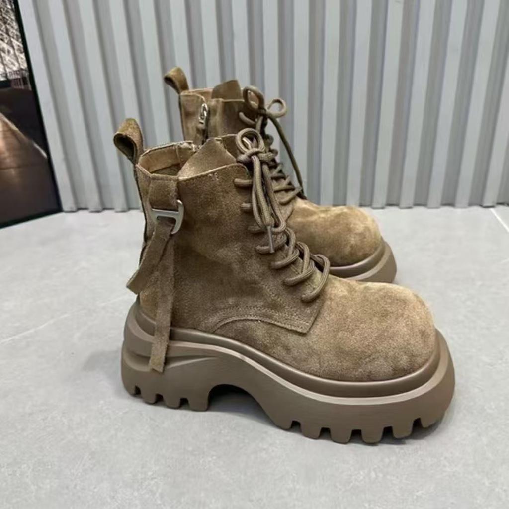 European 2025 Autumn New Matte Soft Leather Platform Martin Boots Women's British Style Retro Big Head Locomotive Short Boots
