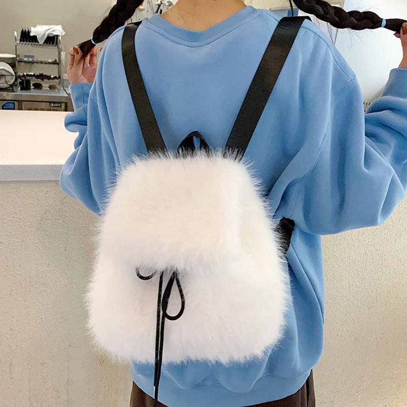 Winter Niedlich Plüsch Lässige Rucksäcke Mode Exquisit Große Kapazität Umhängetasche Einfach Trendy Tragbar Damenrucksack