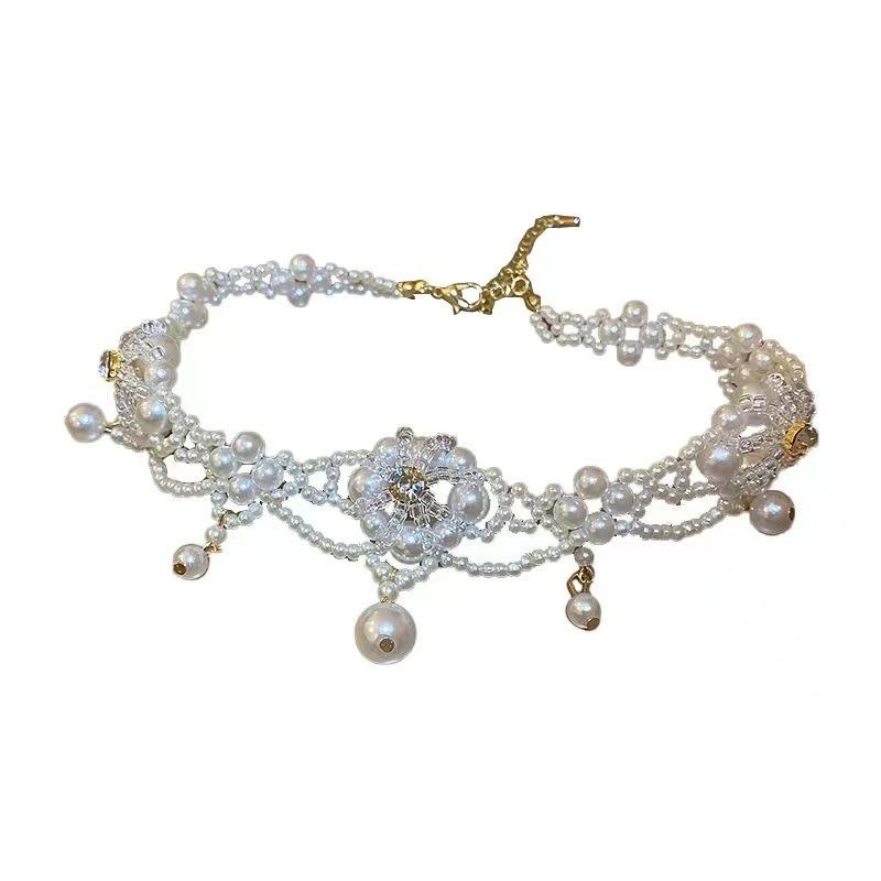 

Diamond-set crystal pearl flower necklace French fashion cool neck chain collarbone chain light luxury necklace women