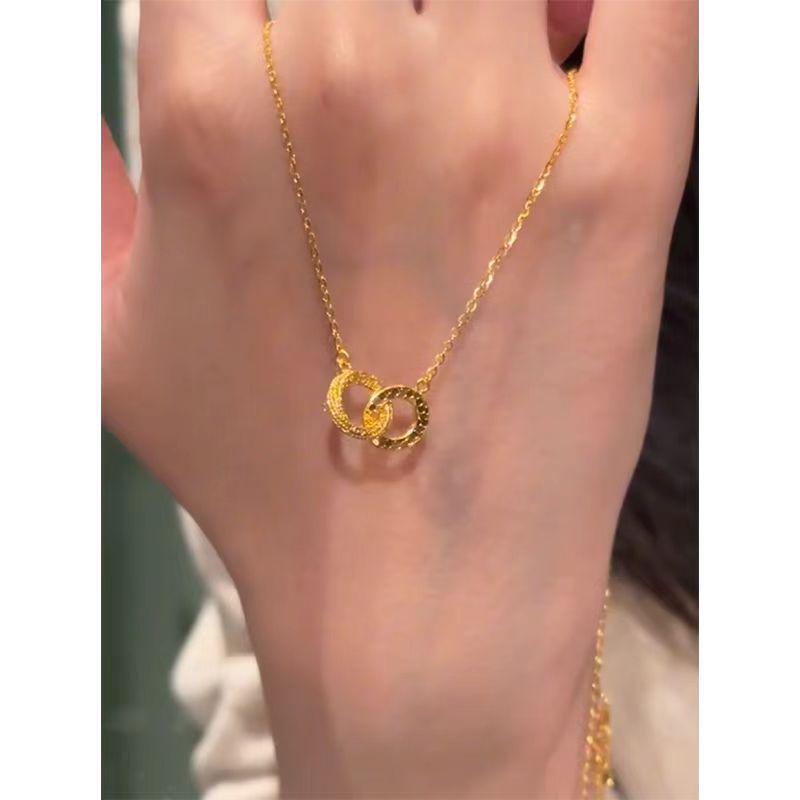 Vietnam Gold Interlocking Ring Necklace: Women's Light Luxury Clavicle Chain Pendant