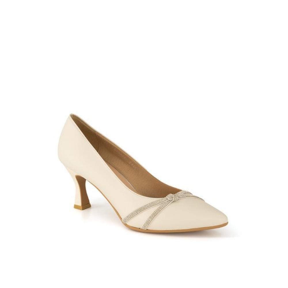 BeCCaCCino Women S ShoeS C 1320 220