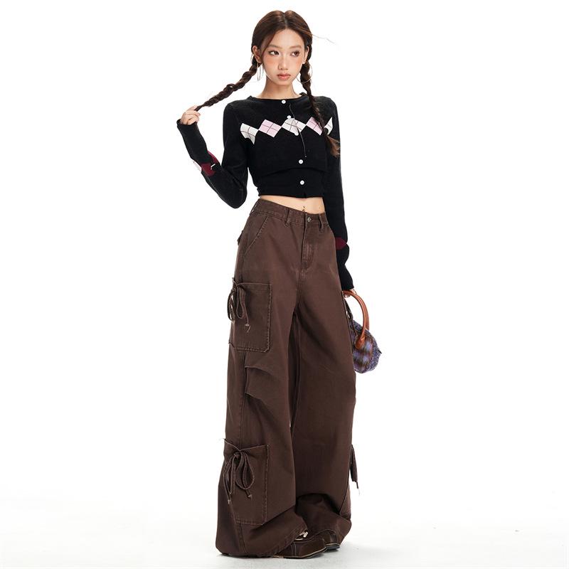 

2026 Retro High Waist Denim Cargo Pants for Women - Multi-Pocket, 3D Straps, Loose Fit, Versatile, Slimming Design. M