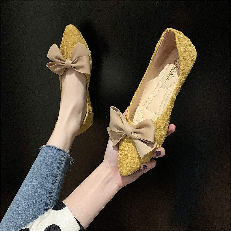 

Shoes women s new spring and autumn versatile style gentle shoes pointed head shallow mouth low heel flat sole shoes 40 жовтий