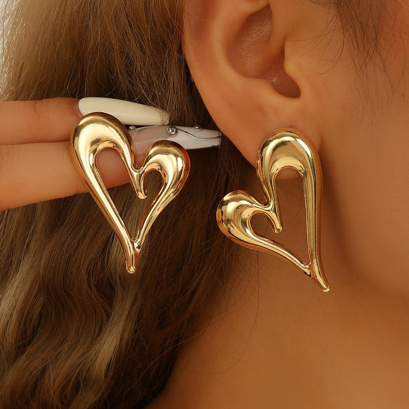 Simple Fashion Heart Shaped Stud Earrings For Women Jewelry