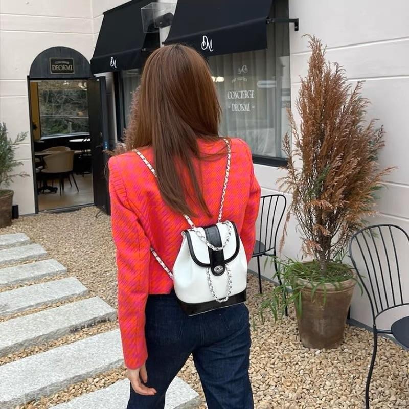 Street Fashion Cool Oil Wax Leder Bucket Handtaschen Kontrastfarbene Autonähte und Metallkettenschloss Diebstahlsichere Taschen Schultern und Umhängetaschen
